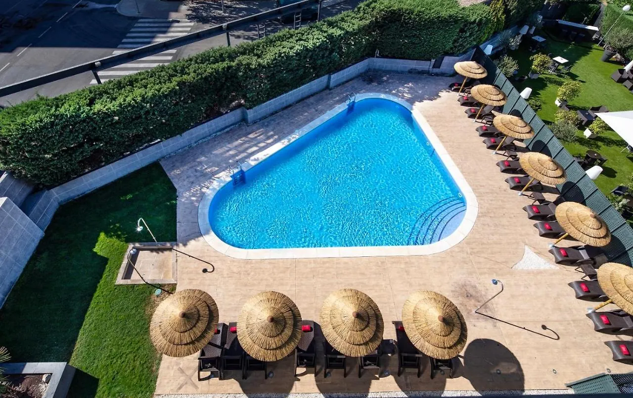 Hotel Nuevo Boston Madrid İspanya