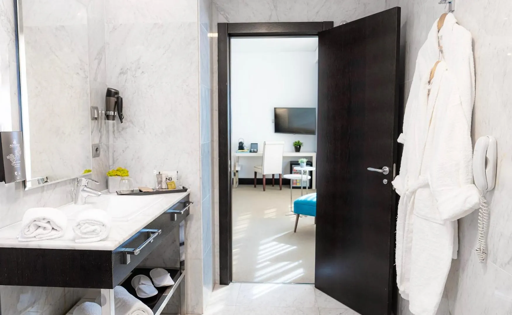 Hotel Nuevo Boston Madrid 4*,